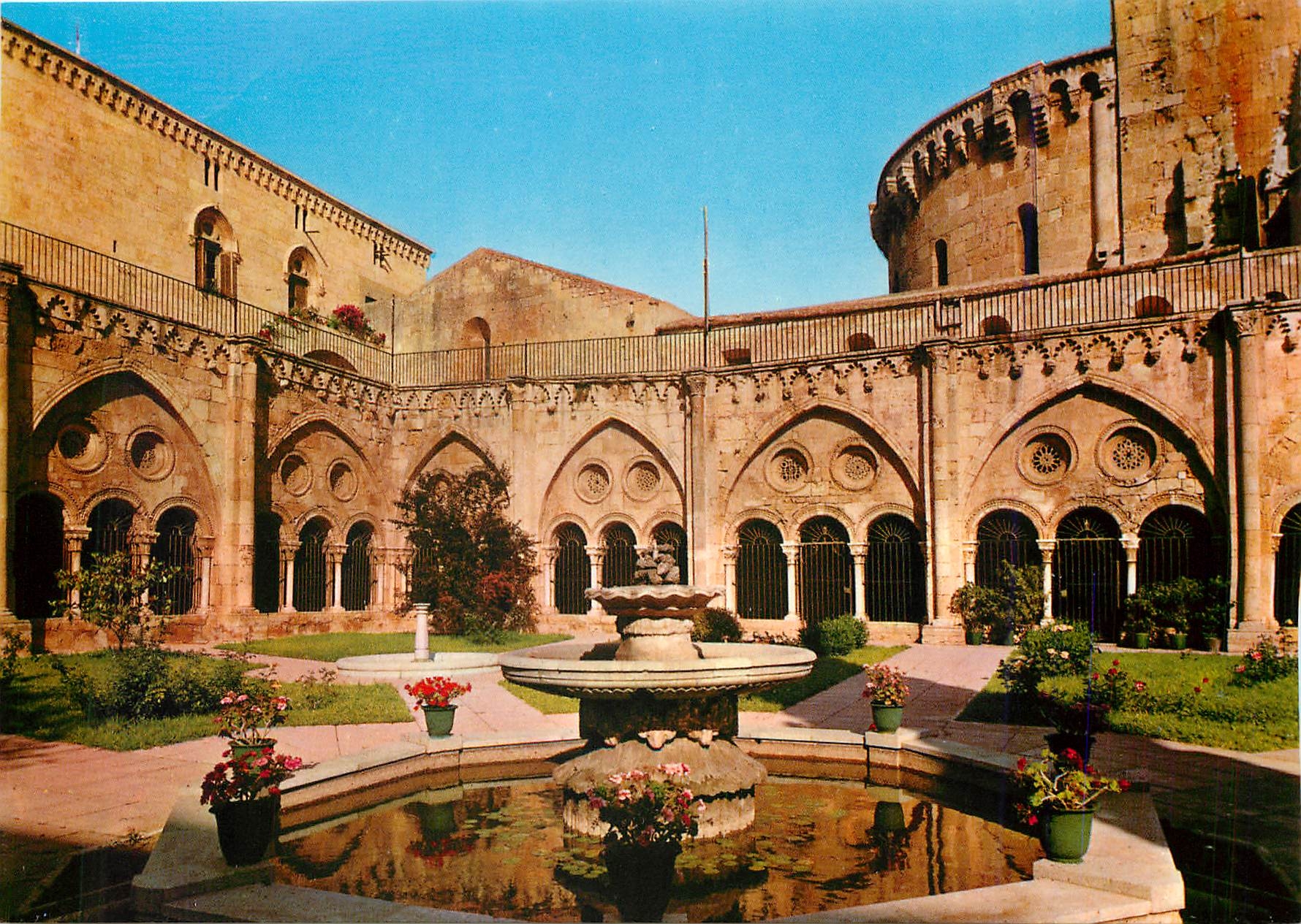 CPM Costa Dorada Tarragona Jardin de le Cloitre 
