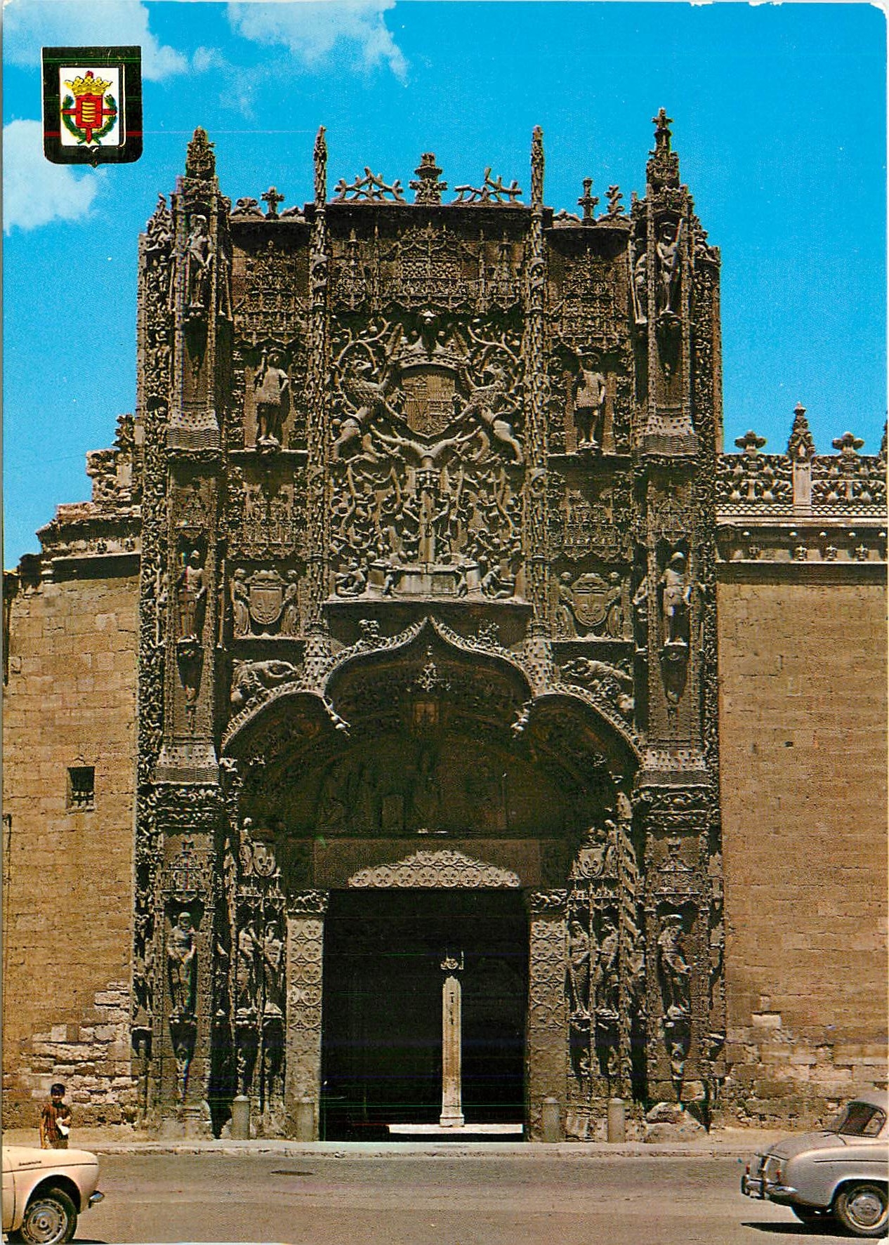 CPM Valladolid Facade de St Gregorio Musee National d'Esculpture 