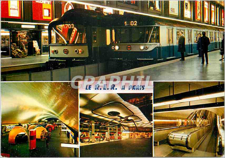 CPM Paris le metro regional RER En haut quais de la Station Train Metro