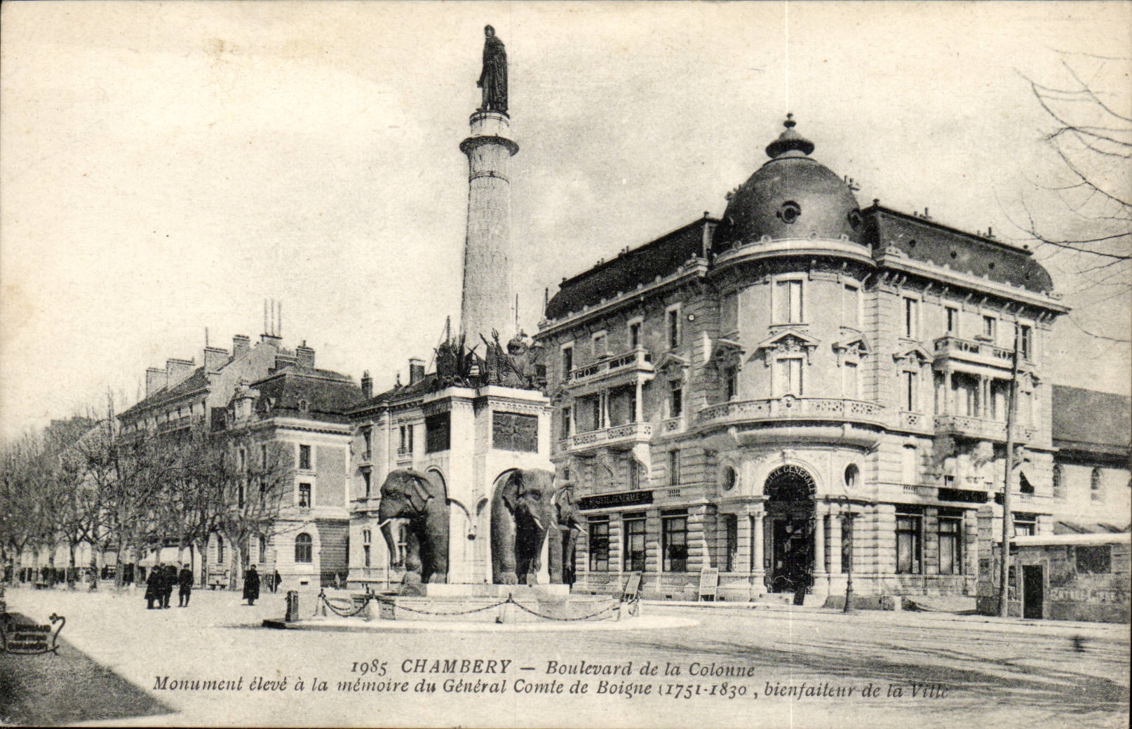 Chambery CPA Boulevard de la colonne comte de Boigne Elephants