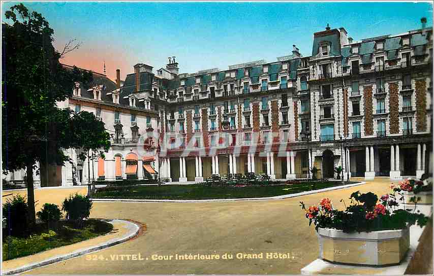CPM Vittel vour interieure du Grand Hotel