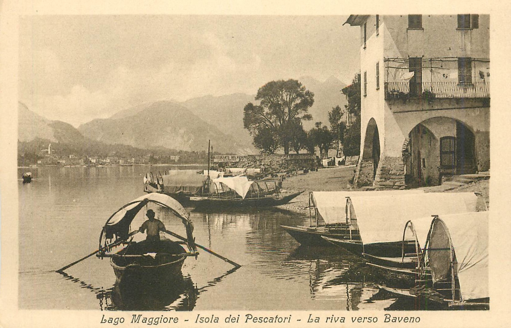 CPA Lago Maggiore Isola dei Pescatori La Riva verso Baveno