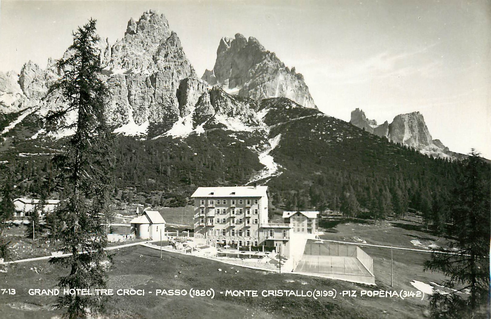 CPA Grand Hotel Tre Croci Passo Monte Cristallo Piz Popena (3142)