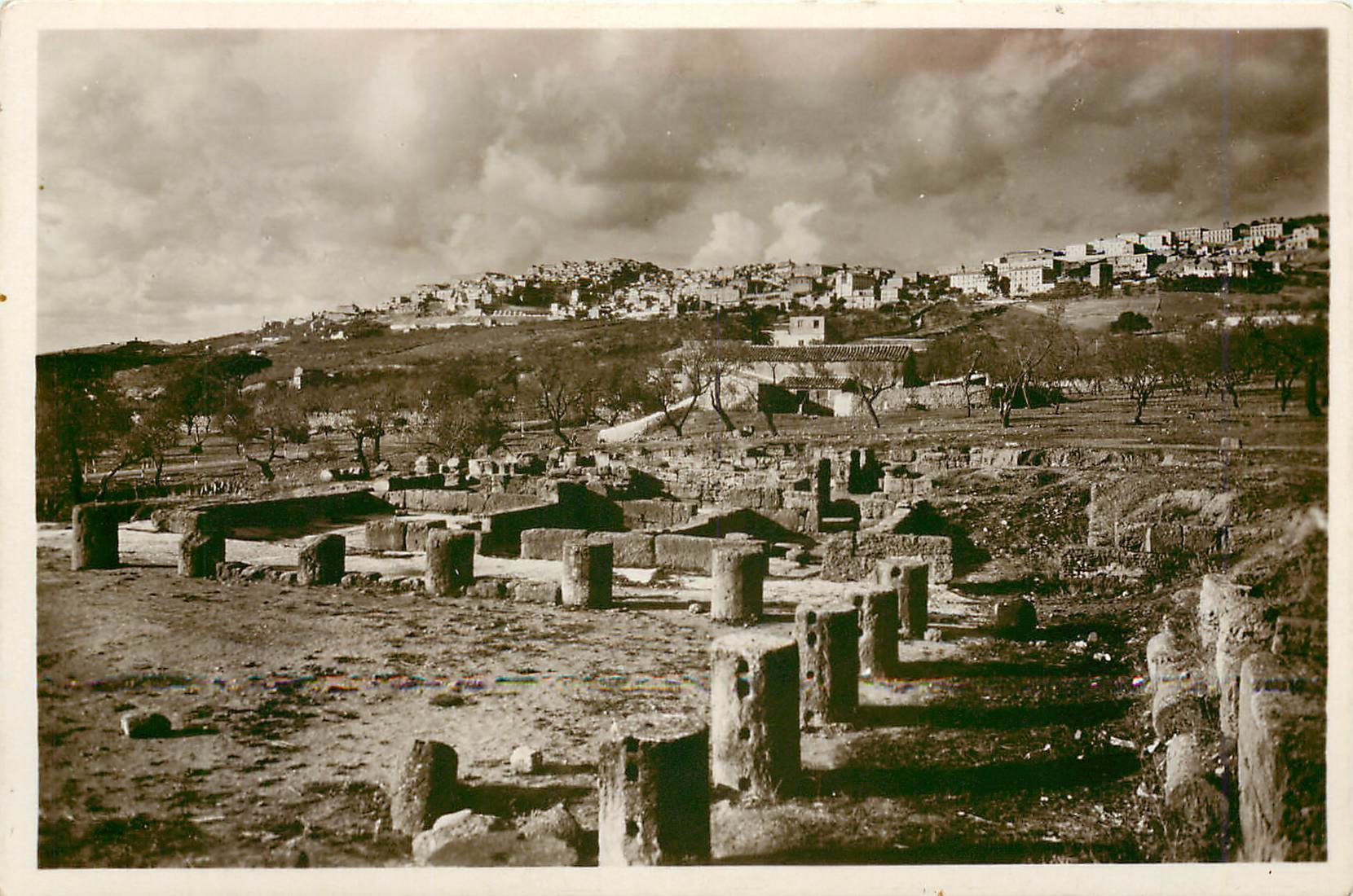 CPA Agrigento Reste eines roemischen Hauses end Panorama der Stadt