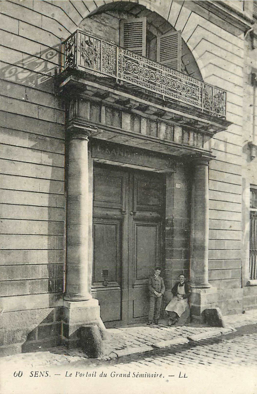 CPA Sens Le Portail du Grand Seminaire