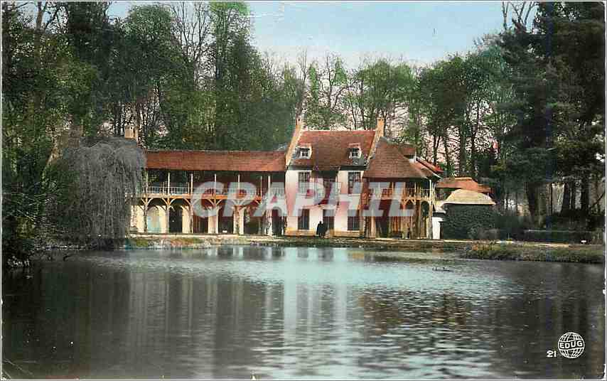 CPM Versailles La Maison de la Reine Petit Trianon et le Lac