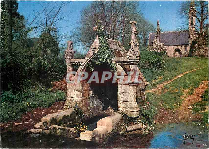 CPM La Bretagne Briec (Finistere) Chapelle et Fontaine de St Venec (Route de Quimper a Chateaulin