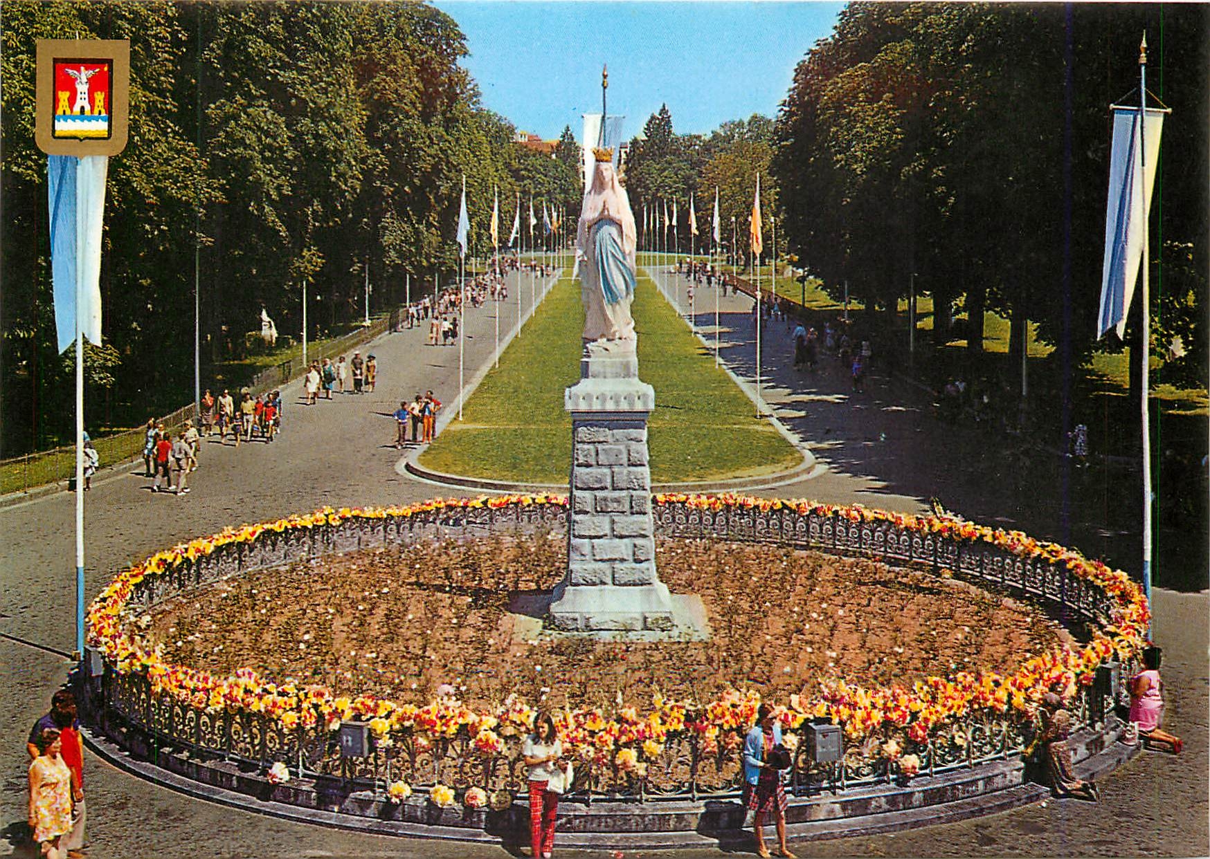 Lourdes — La Vierge Couronnée — Dino - A. Doucet, N°21