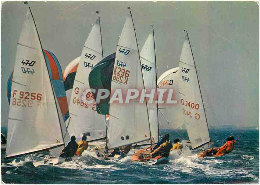 Regates de voile — Série de bateaux 470 — Éditions IRIS JOS