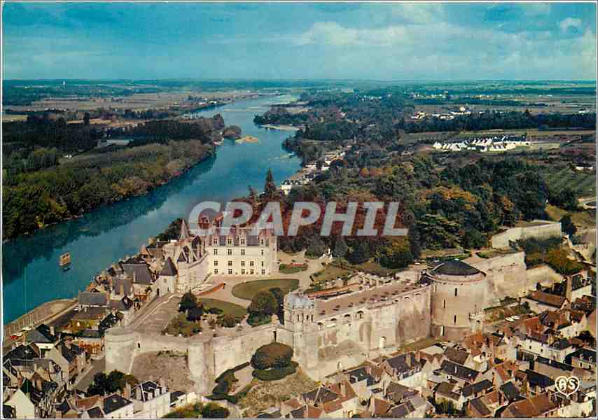 CPM Chateaux de la Loire Amboise (Indre et Loire)Ensemble du chateau (XVIe s) la Loire et le Gite