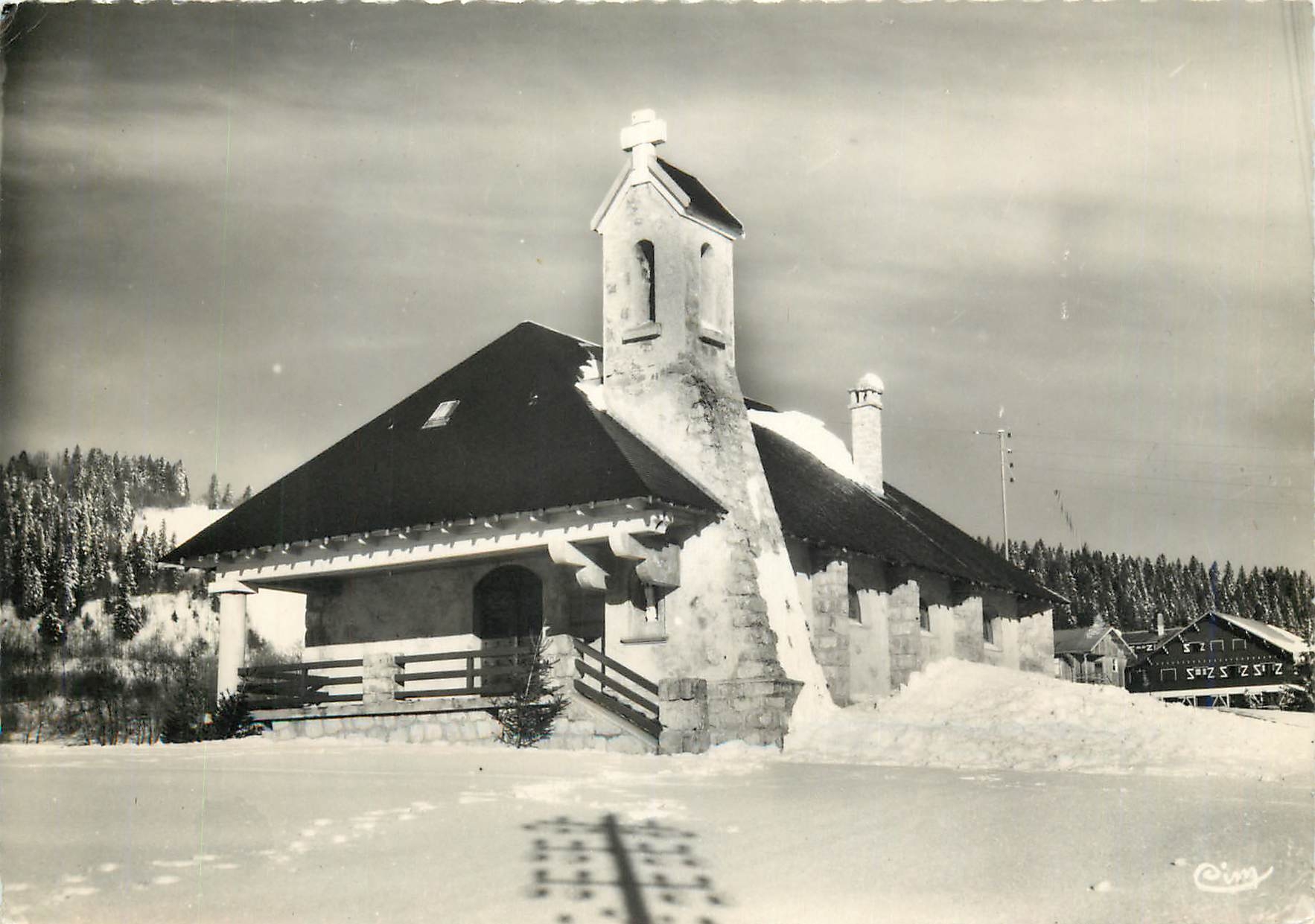 CPM La Feclaz (Savoie) alt 1380 m La Chapelle N D des Neiges