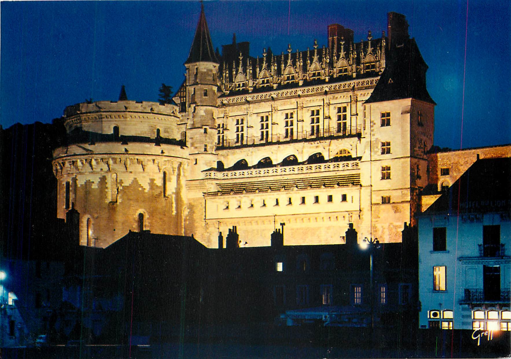 CPM Les Chateaux de la Loire Amboise (Indre et Loire) Le Chateau illumine
