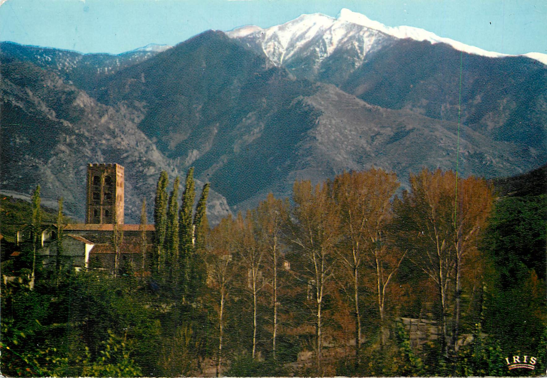 CPM Le Roussillon Saint Michel de Cuxa et le massif du Canigou (alt 2785 m)