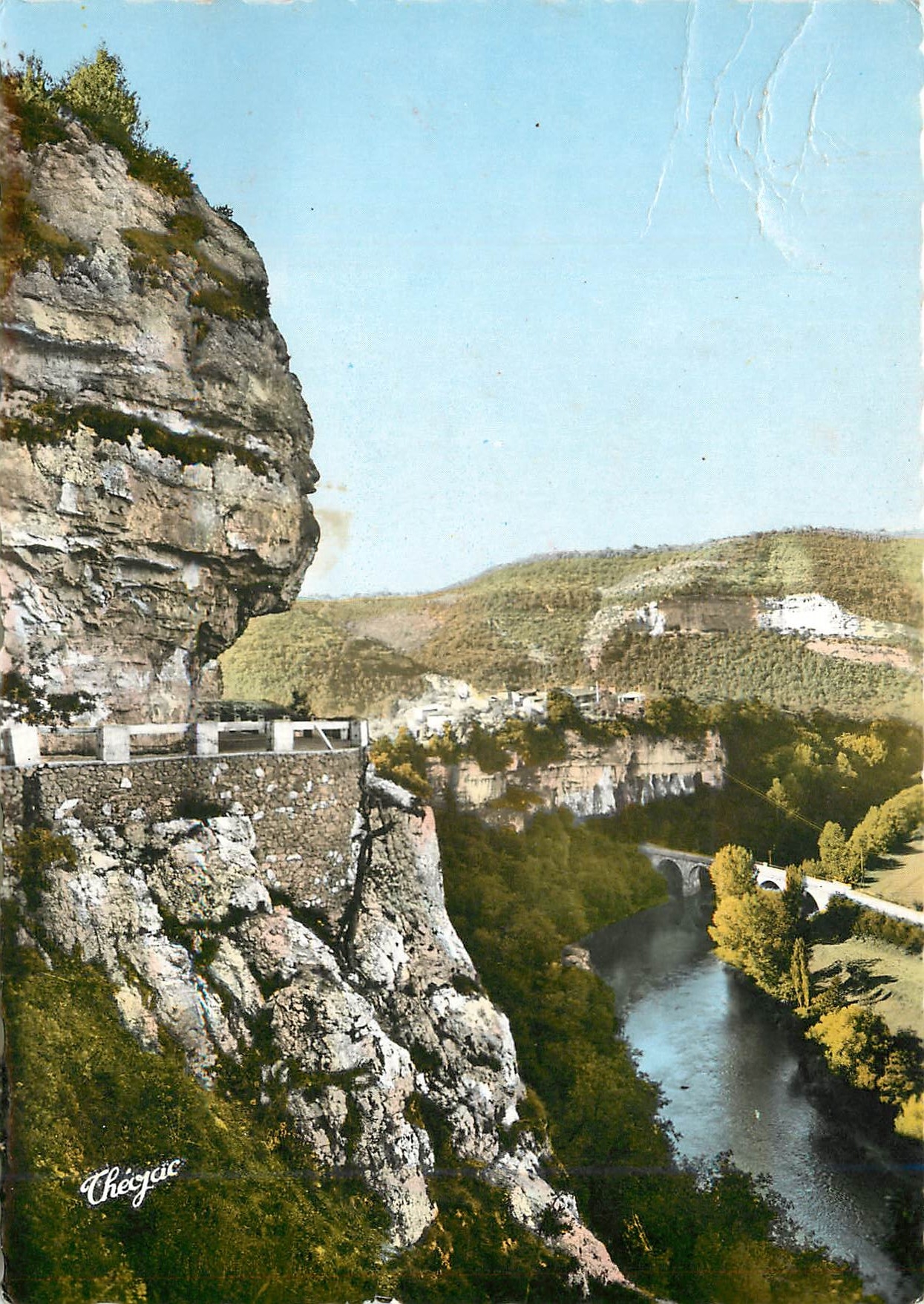 CPM Saint Antonin Noble val (T et G) Route Touristique et l'Aveyron au Pont de Serres