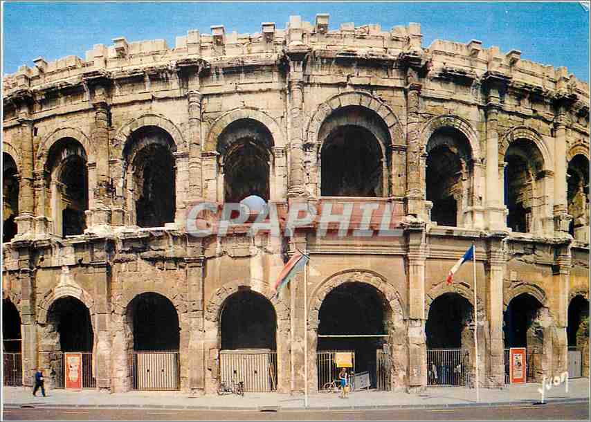 CPM Nimes (Gard) Les Arenes Amphitheatre Romain (Fin du Ier apres J C)