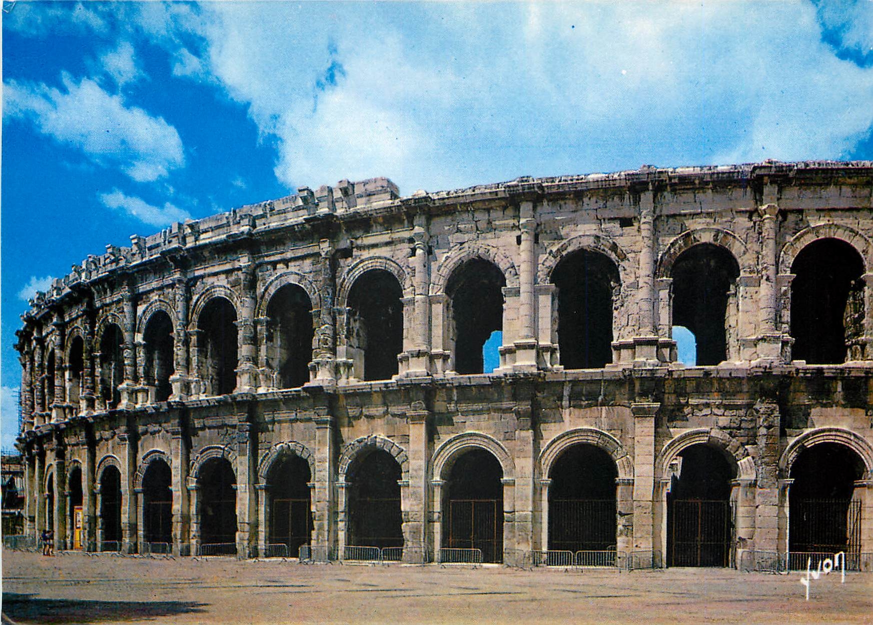 Les Arènes - Amphithéâtre Romain — fin du Ier siècle après J.-C. — Éditions Grunt, Paris, n° 12/159