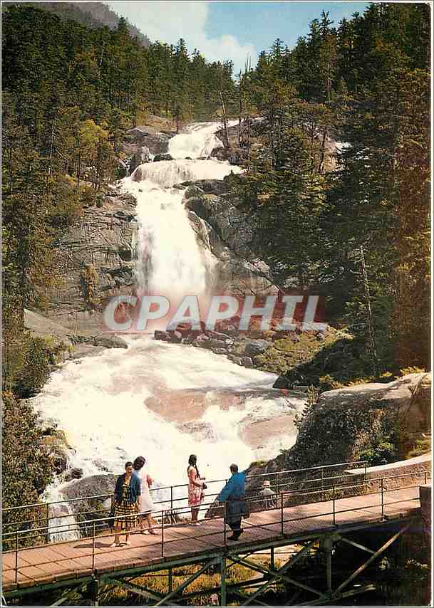 CPM Hautes Pyrenees Environs de Cauterets La Cascade du Pont d'Espagne (alt 1500 m)