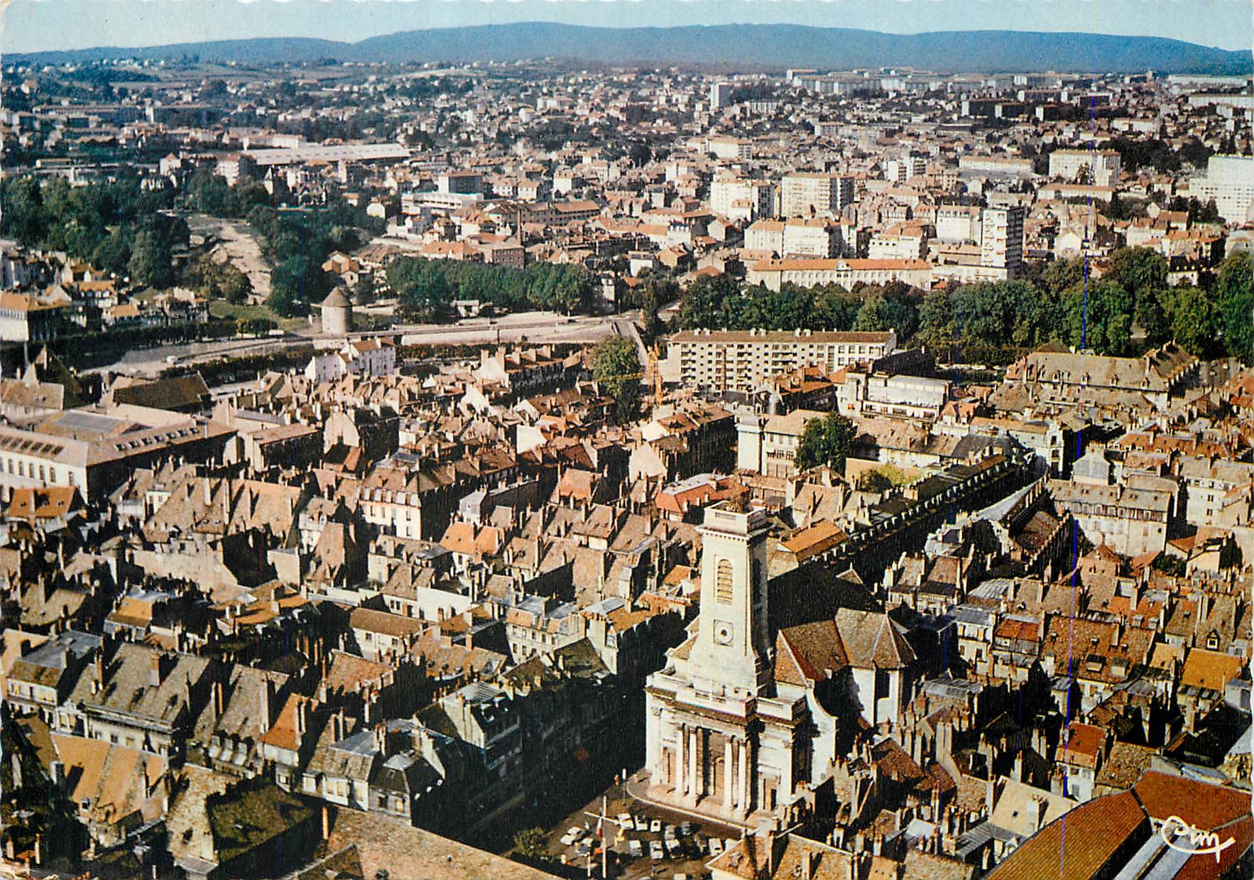CPM Besancon (Doubs) Vue generale aerienne l'Eglise St Pierre
