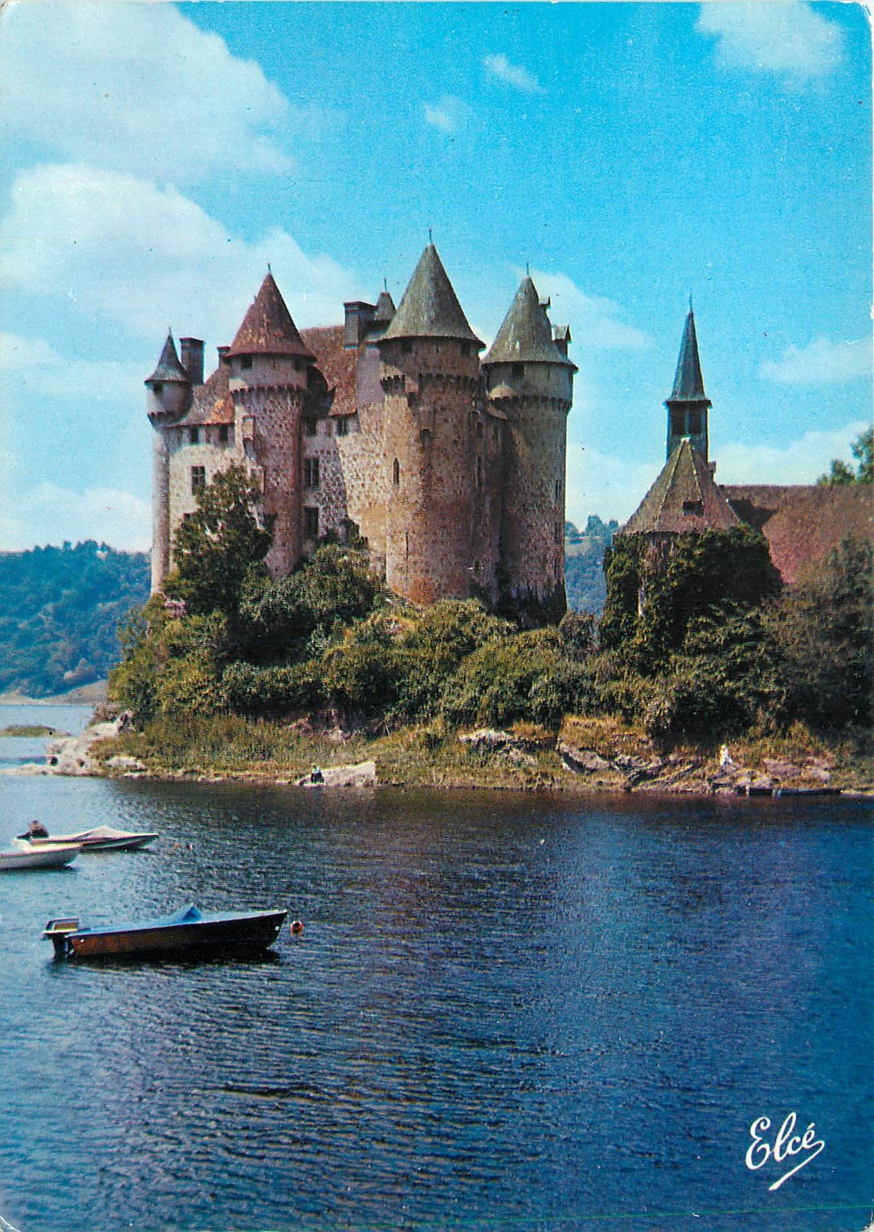 CPM Bort les Orgues (Correze) Le chateau de Val (XVe s) et sa vieille eglise
