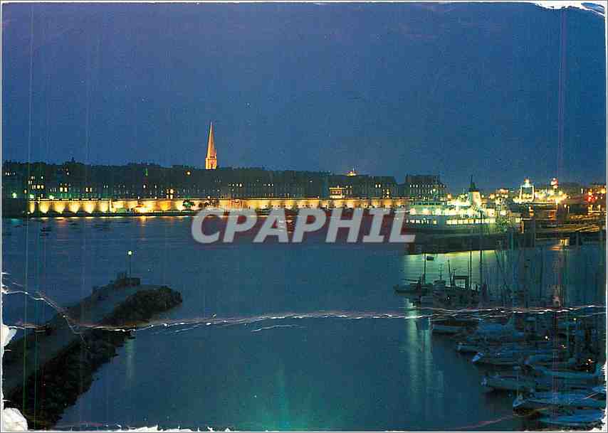 CPM La Bretagne en Couleur Saint Malo Illumination des Remparts