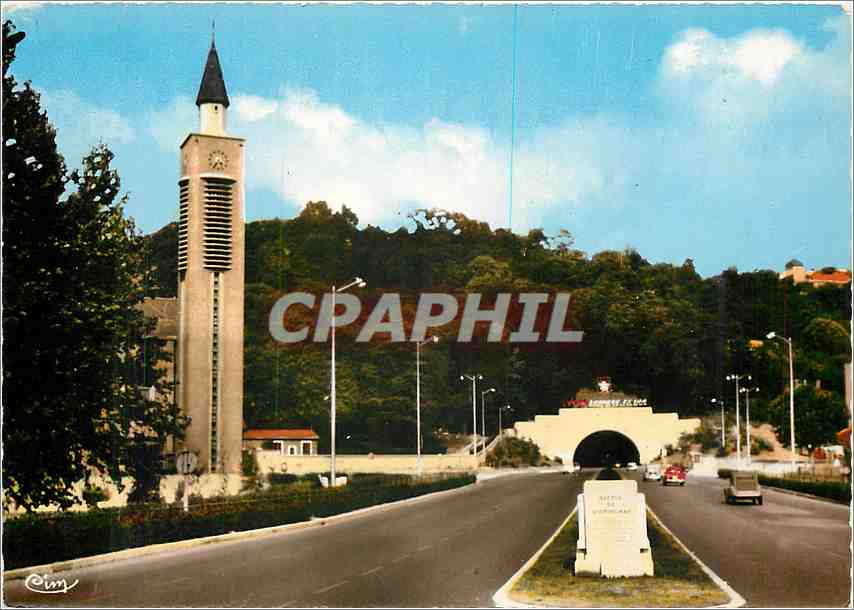 CPM Lyon Vaise Avenue de Birminghan Tunnel de la Croix Rousse (1761 m) Rglise St Charles