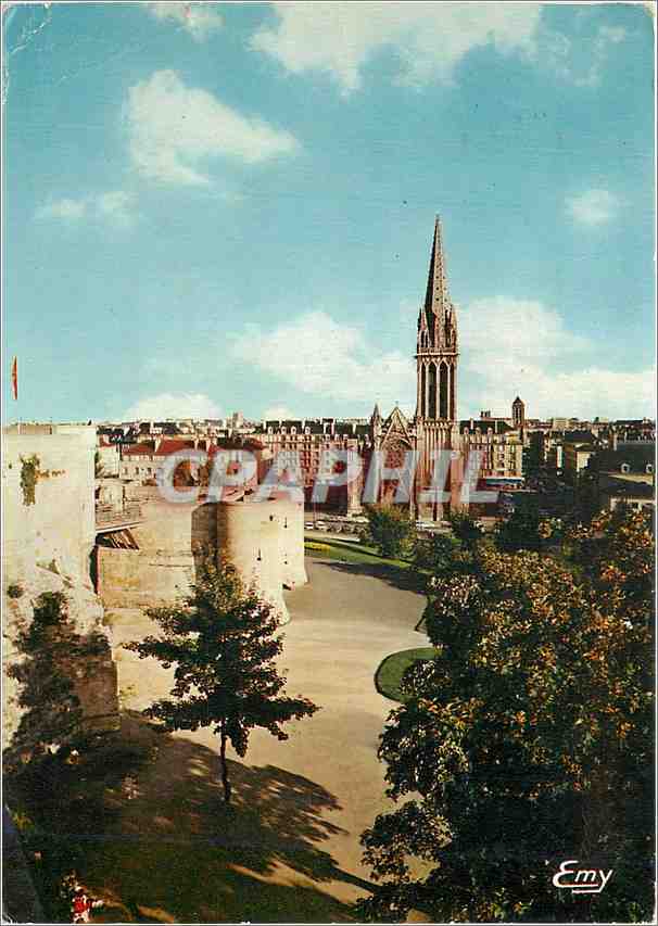 CPM Caen (Calvados) L'Eglise Saint Pierre XVIe s Vue des remparts du chateau