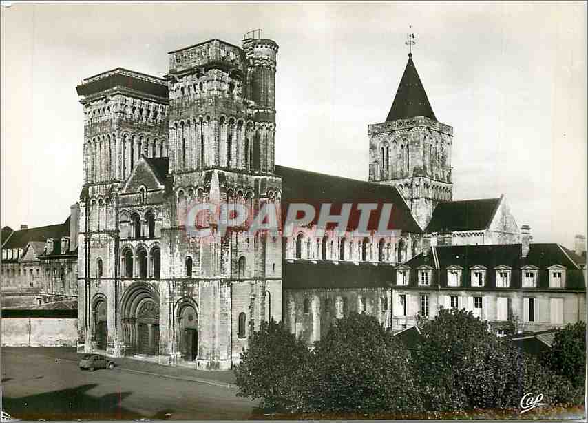 CPM Caen (Calvados) l'Eglise de la Trinite Abbaye aux Dames