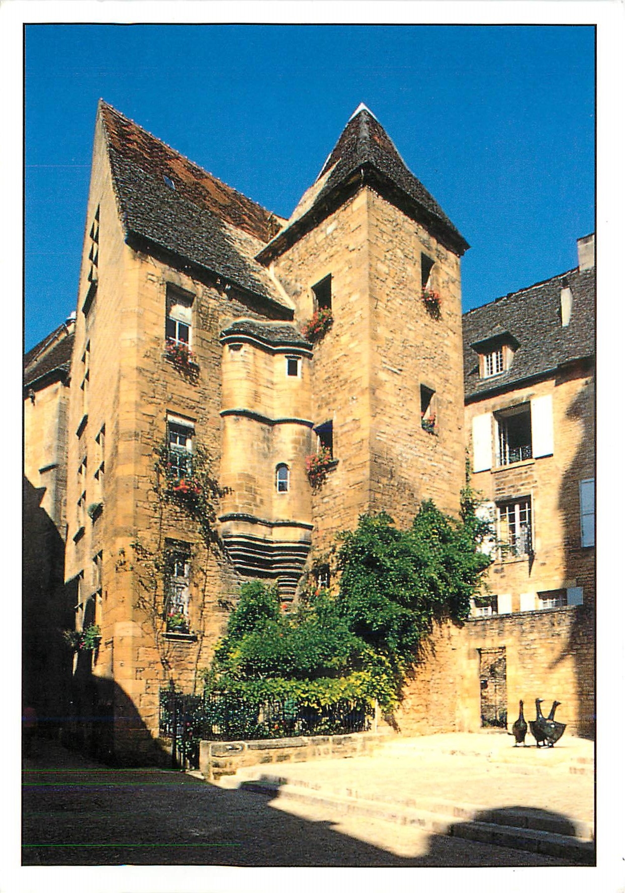 Sarlat (Dordogne) — Das Hotel de Vassal des 15. Jahrhunderts — CPAPHIL