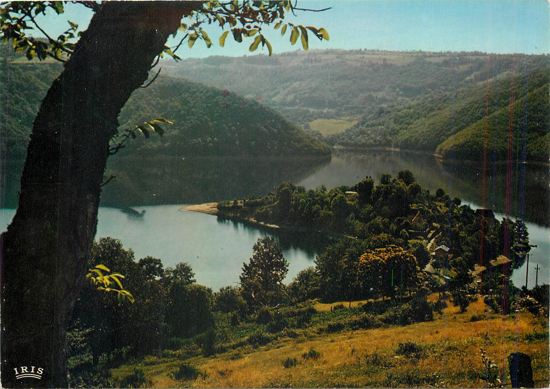 CPM l'Aveyron Touristique Barrage de Sarrans la Presqu'il de Laussac