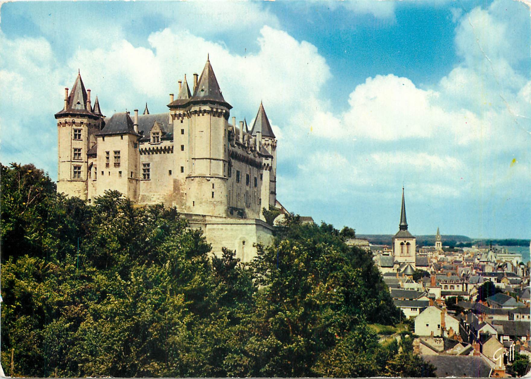 CPM Les Chateaux de la Loire Saumur (Maine et Loire) Construit a la Fin du XIVe s par Loui Ier Duc d