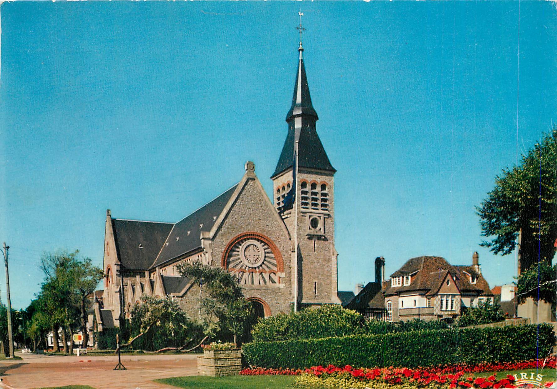 L'Église Jeanne d'Arc — Le Touquet-Paris-Plage — éditée par IRIS