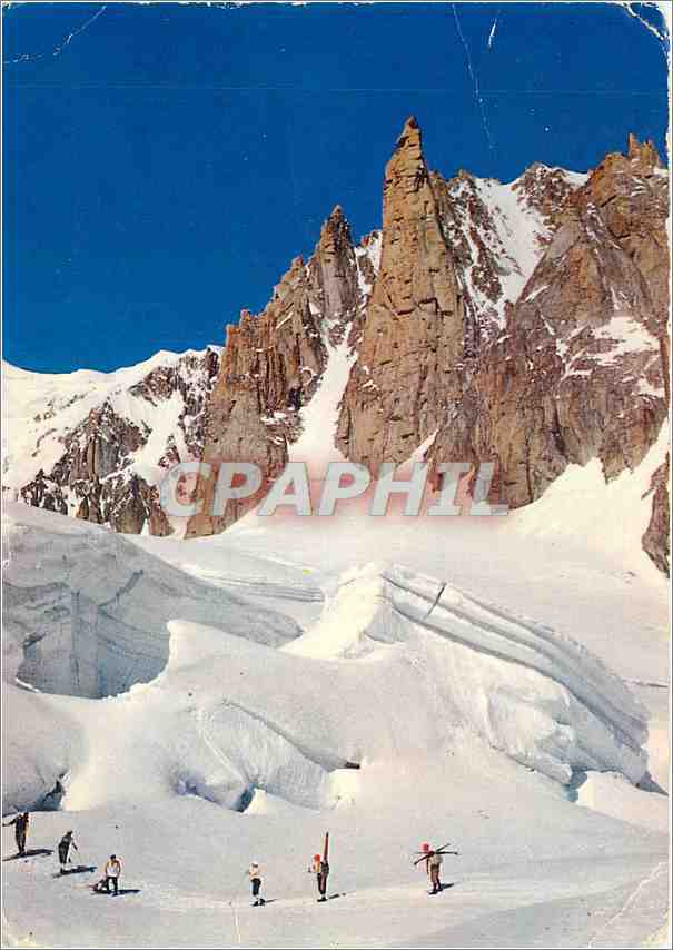 CPM Au pays du Mont Blanc et toutes les Aiguilles ont desormais leur histoire
