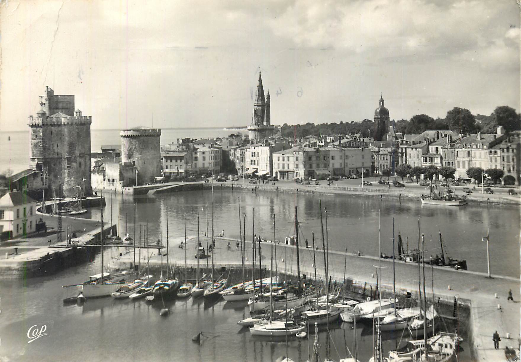 CPM La Rochelle le Port et les Yachts Bateaux
