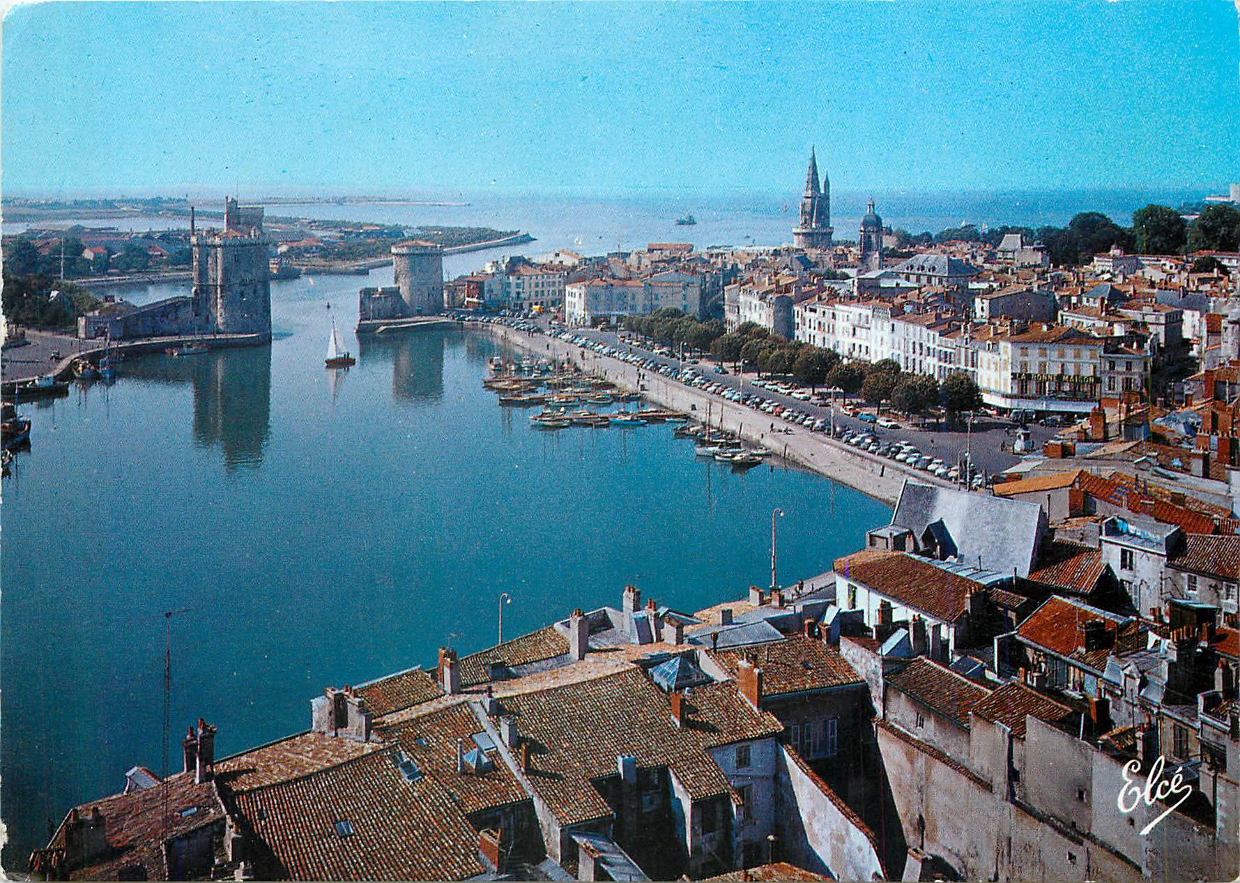 CPM La Rochelle (Chte Mme) Le Port vue generale