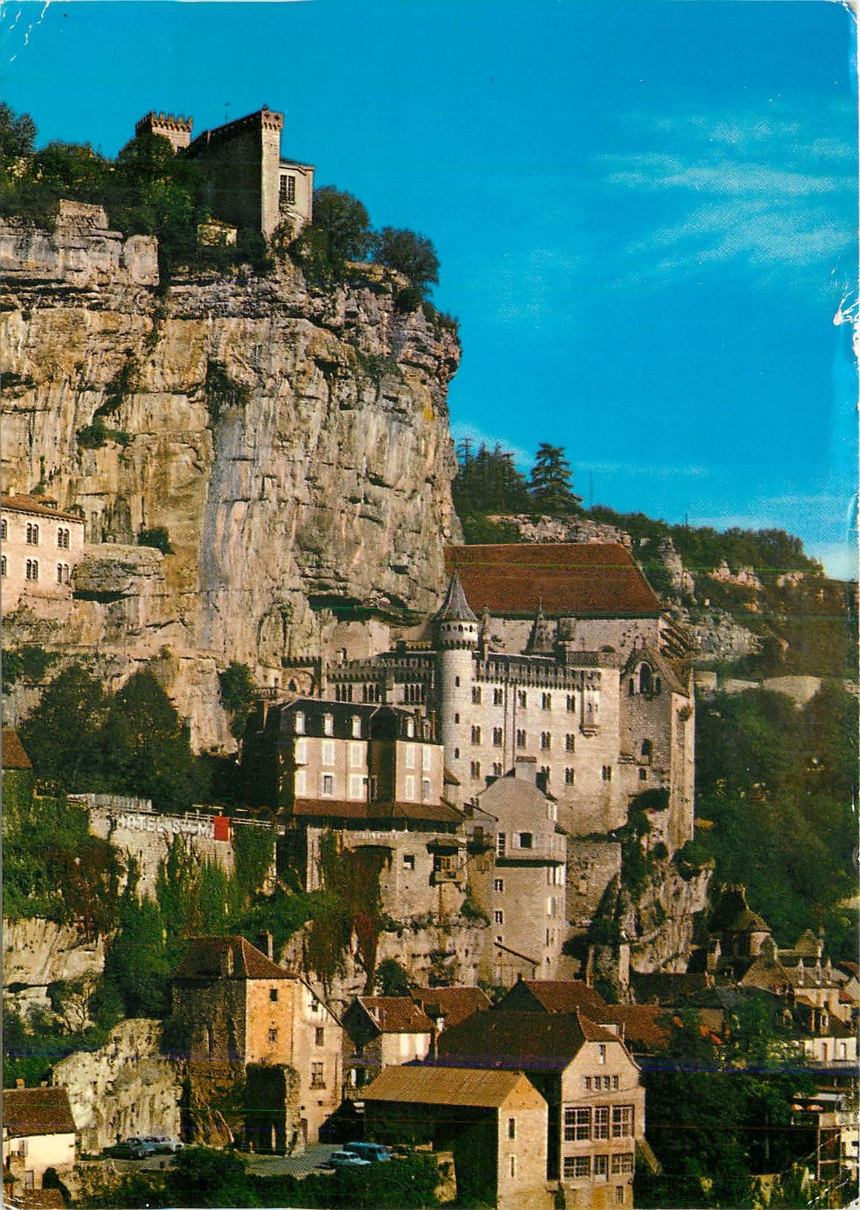 CPM Rocamadour Cite Mediavale 2e site de France le Rocher vue de la route de Cohors