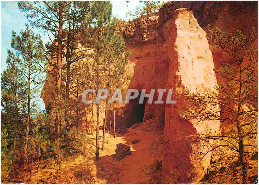 CPM Roussillon (Vaucluse) L'entree des galeries des anciennes carrieres
