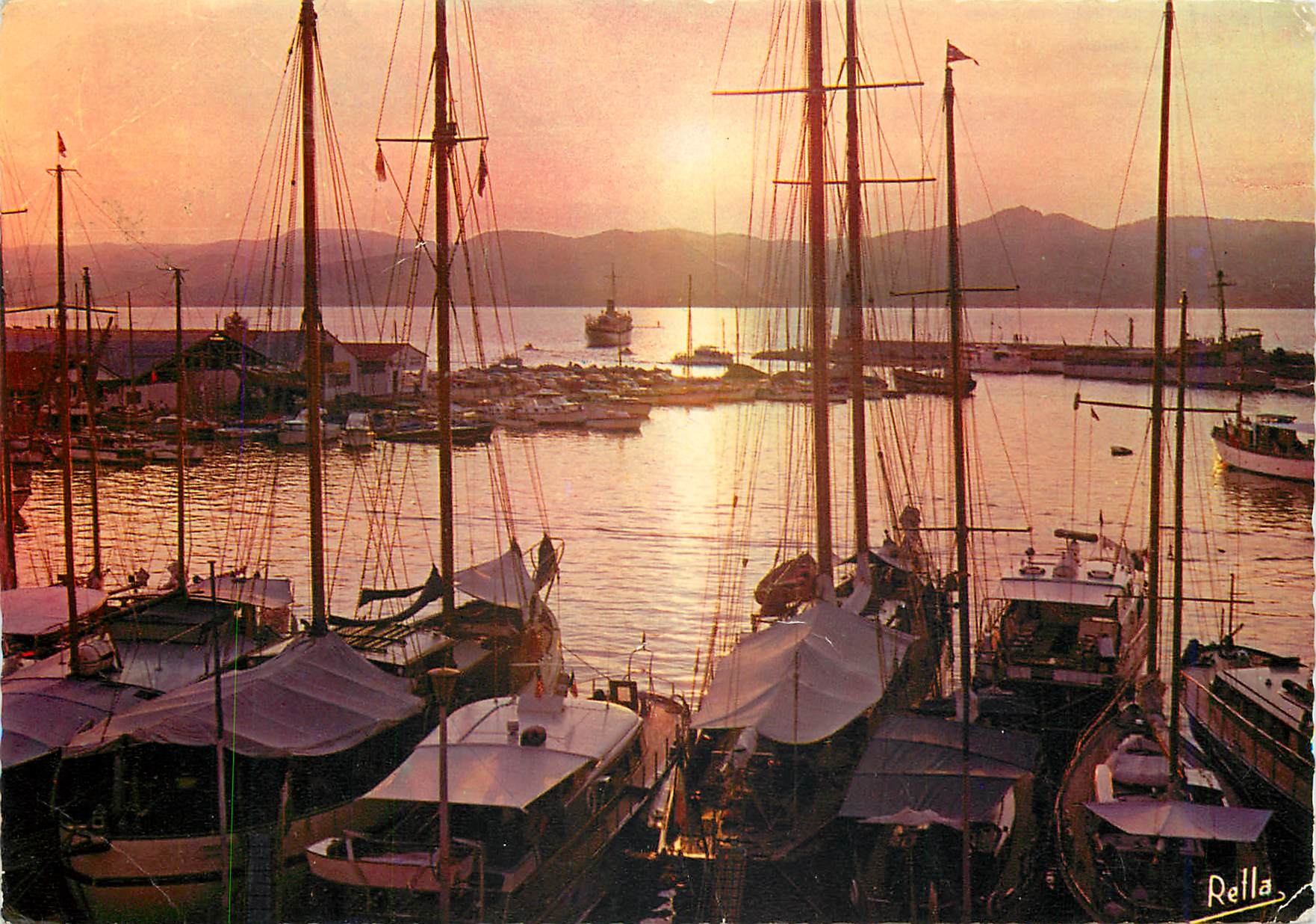 CPM La Cote d'Azur Coucher de soleil  Bateaux