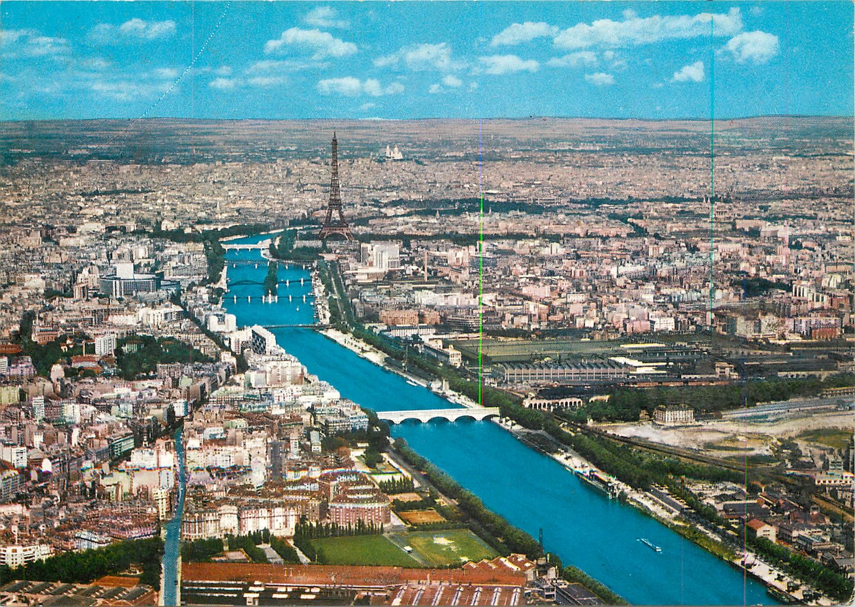 CPM Paris Vue aerienne Vue generale de la Seine 