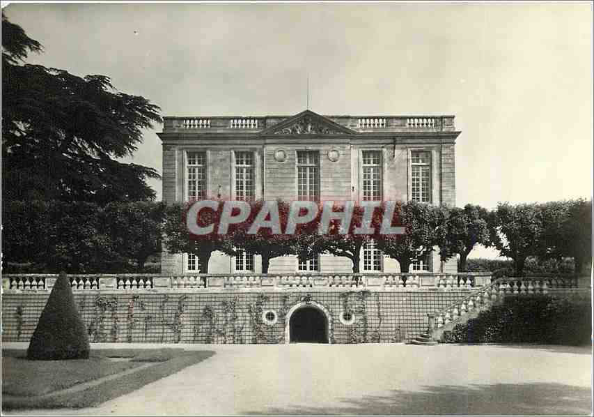 Château de Bouges — Facade Sud — Éditions GAUD - 77