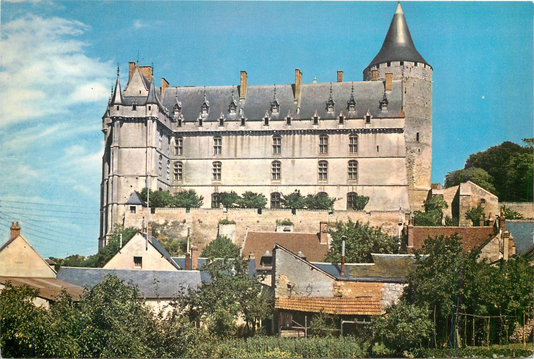 Château de Châteaudun — façade gothique et donjon roman — Service Commercial Monuments Historiques, Grand Palais, Paris
