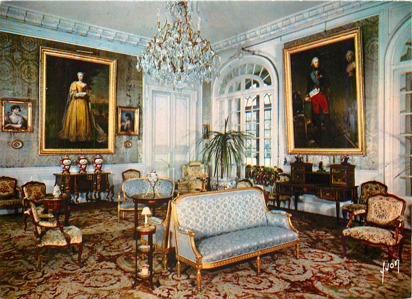CPM Chateau de Valencay Indre Le petit Salon Bleu 