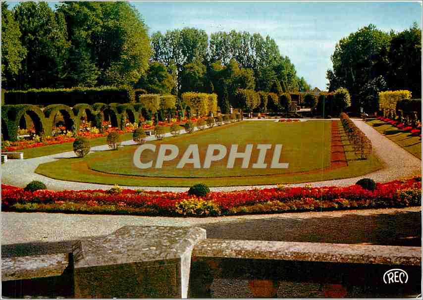 CPM Bourges Cher Les Pres Fichaux Le Tapis Vert 