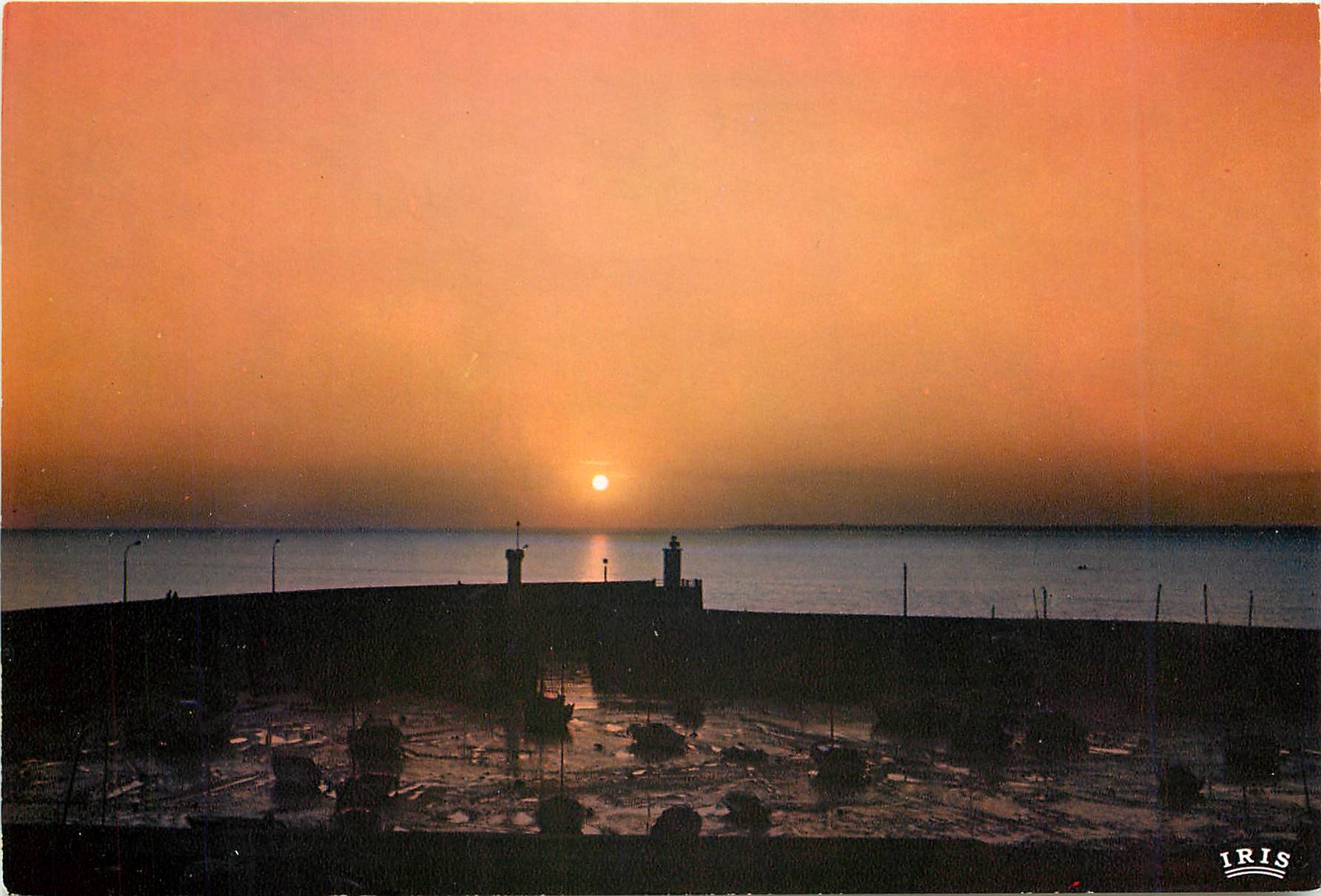 CPM Cote de Jade Tharon Plage Coucher de Soleil sur le Port 