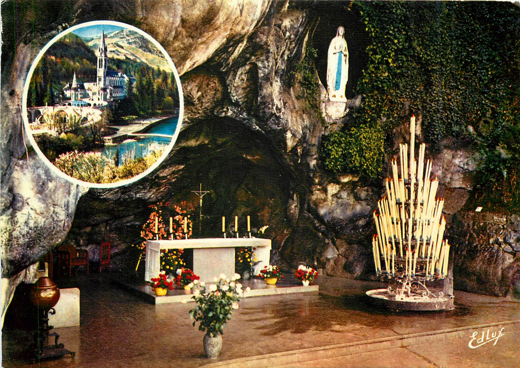 CPM Lourdes La Grotte Miraculeuse 