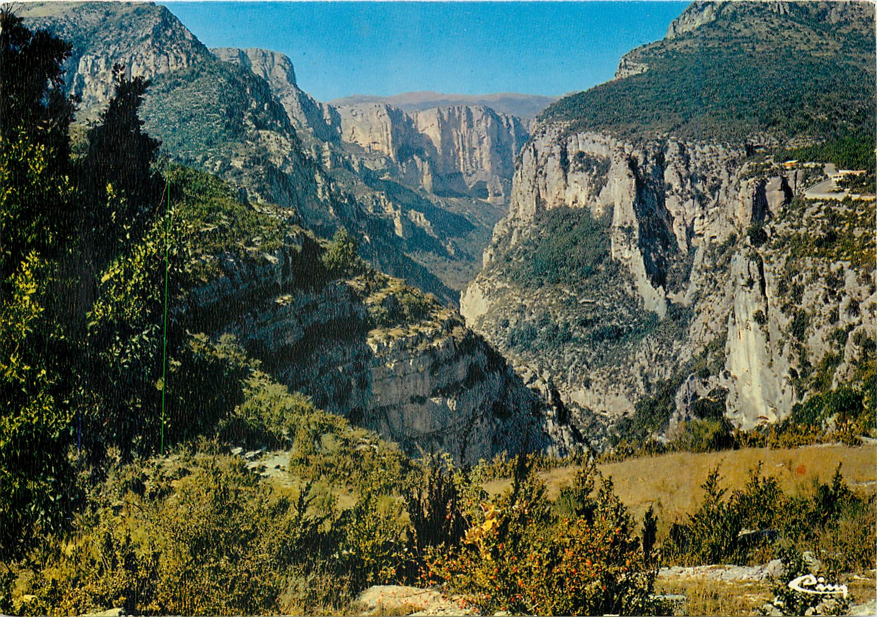CPM Les Gorges du Verdon La Corniche sublime vue sur les balcons de la mescla 