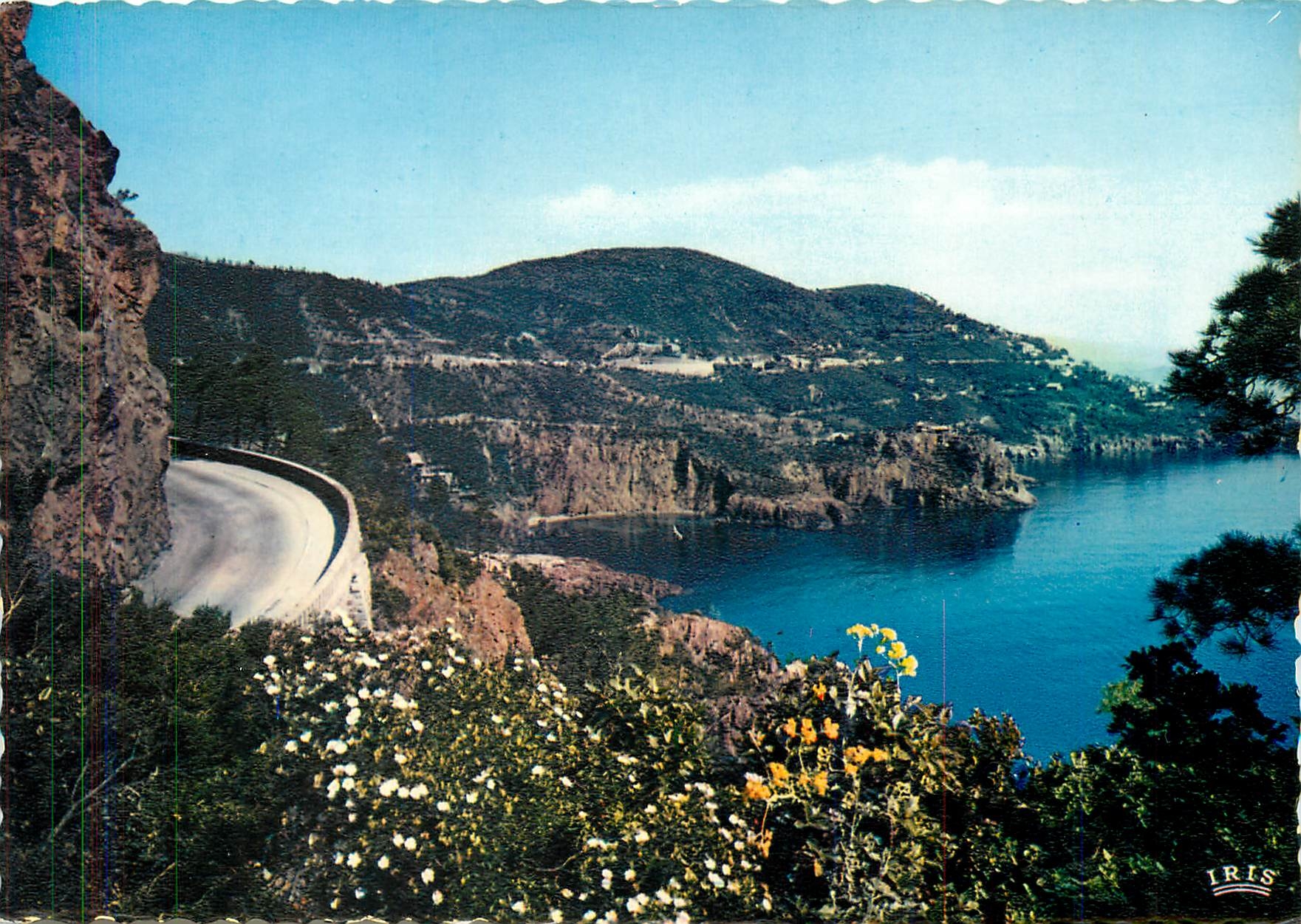 CPM Reflets de la Cote d'Azur La Route de la Corniche d'Or vers la Pointe de la Galere 