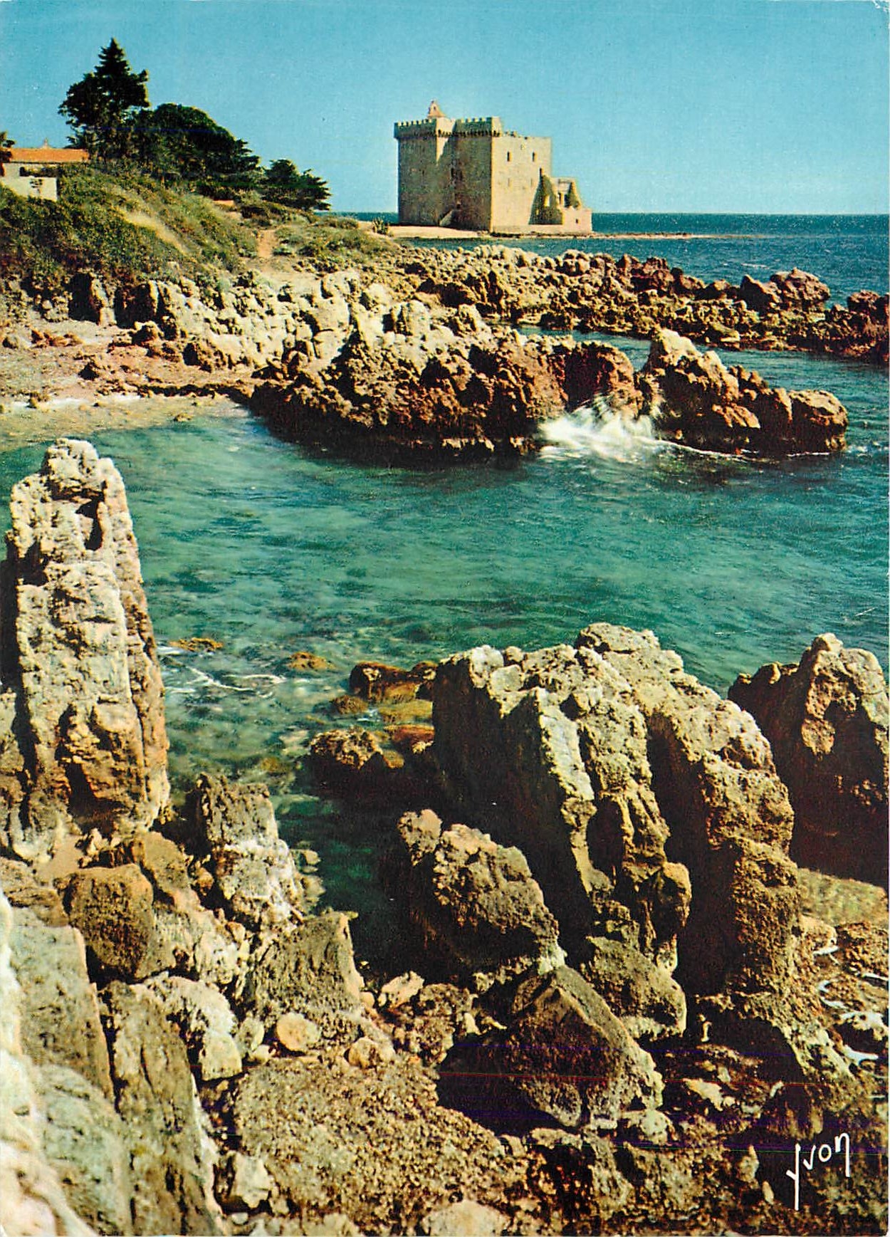 CPM La Cote d'Azur miracle de la nature Ile Saint Honorat AM Le Monastere 