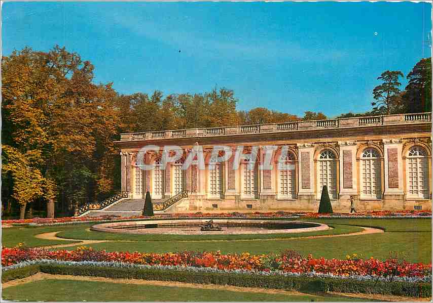 CPM Versailles et ses Merveilles Le Grand Trianon edifee par Mansart en 1687 et les jardins 
