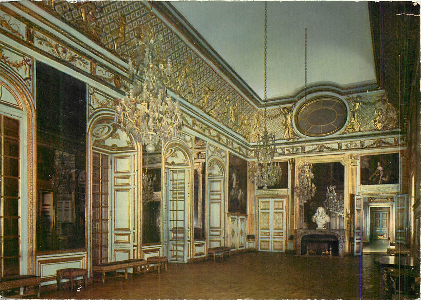 CPM Chateau de Versailles Antichambre du Roi en Salon de l'Ceil de Boeuf 