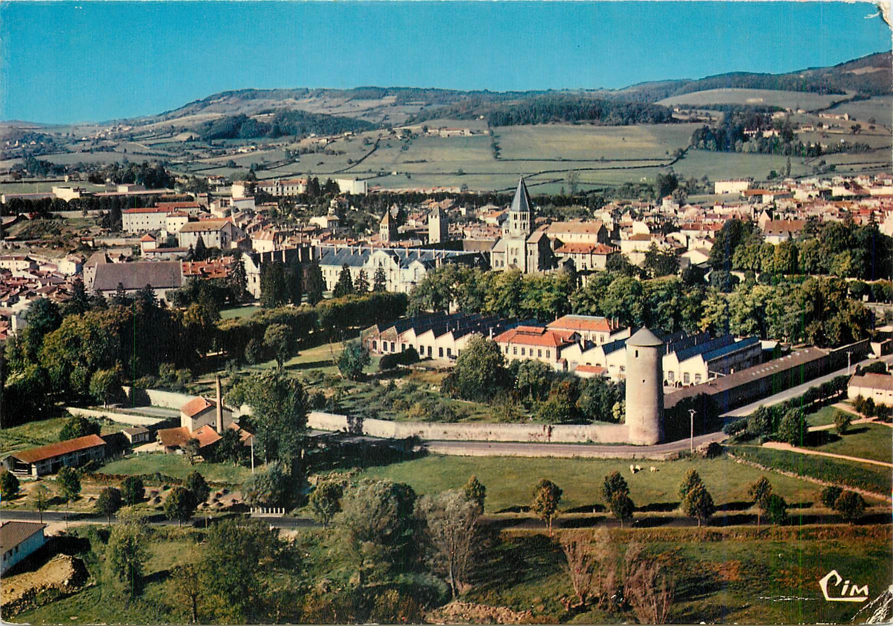 CPM Cluny S et L Vue generale aerienne 